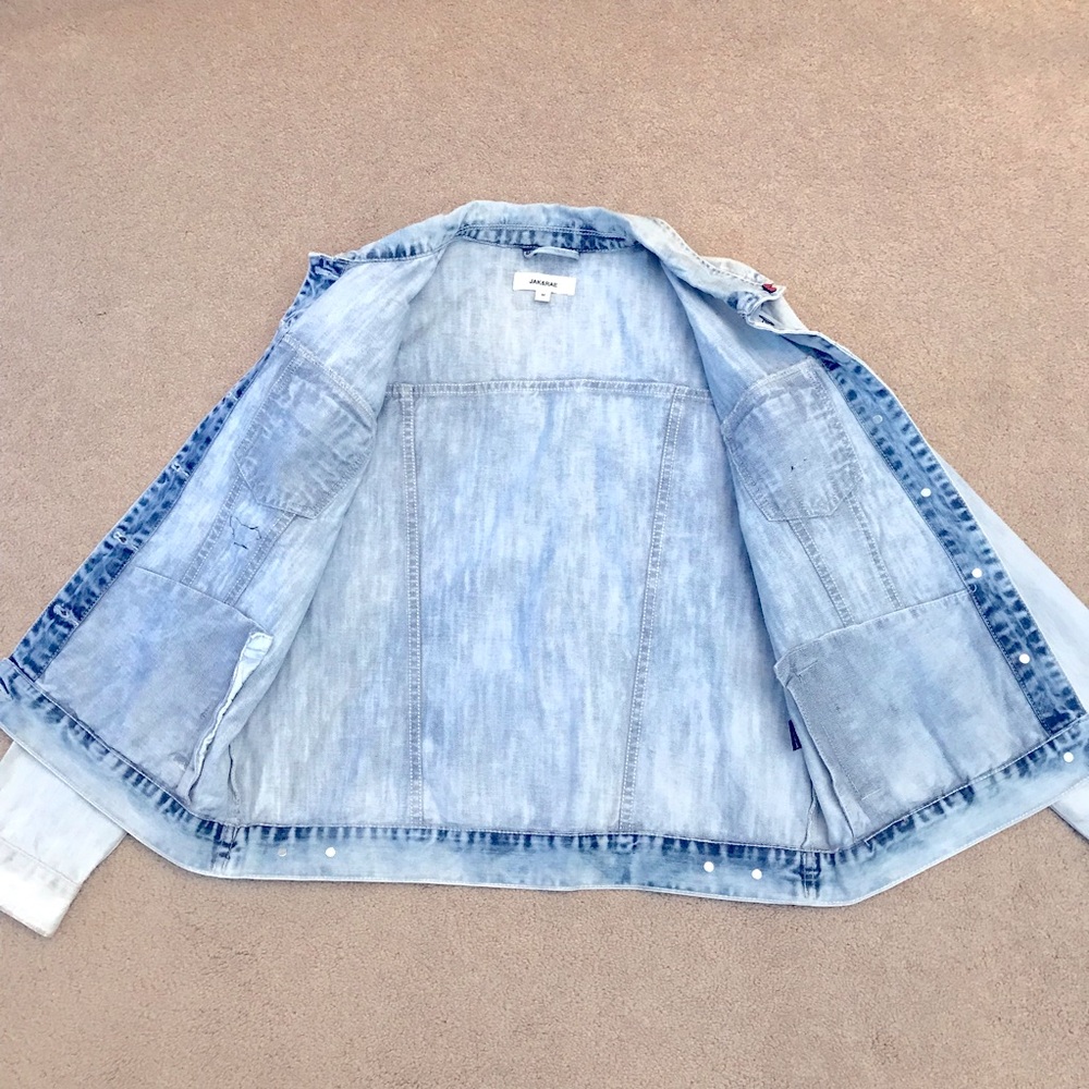 Denim Trucker Jacket Womens Medium White Wash Blue Patches Cotton Jean Jacket - Picture 5 of 16